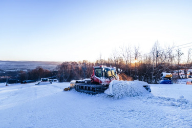 Monínec je připraven na zimu. Díky snowstorage startujeme už 15. listopadu 2025